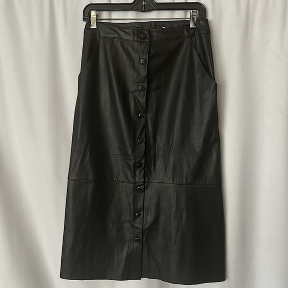 Anthropologie Dresses & Skirts - Amadi Anthropologie NWT Black Faux Leather Button Down Skirt **Size S** 🔥🔥